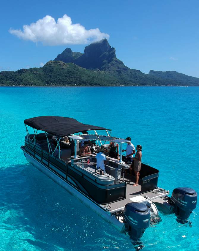 toa-lagoon-tours-bora-bora-boat-bar