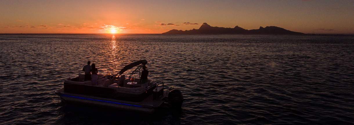 bora-bora-sunset-experience-lagoon-tour-mahana-reva